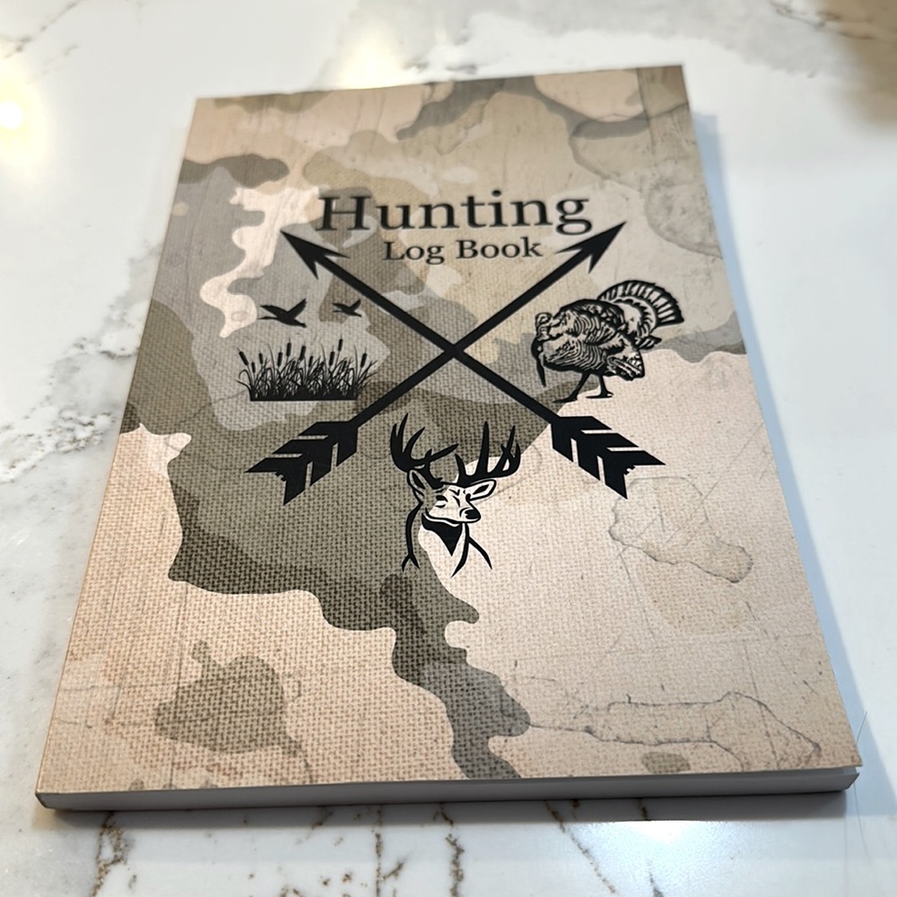 NWOT‼️Softcover Camouflage Hunting Log Book 🦃🦆🦌